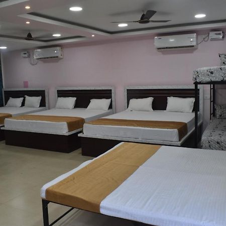 Midwaay Resort Patratu 外观 照片