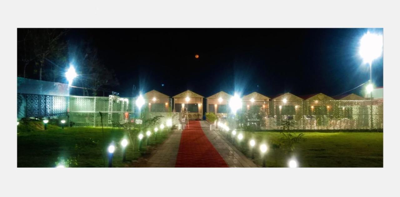 Midwaay Resort Patratu 外观 照片