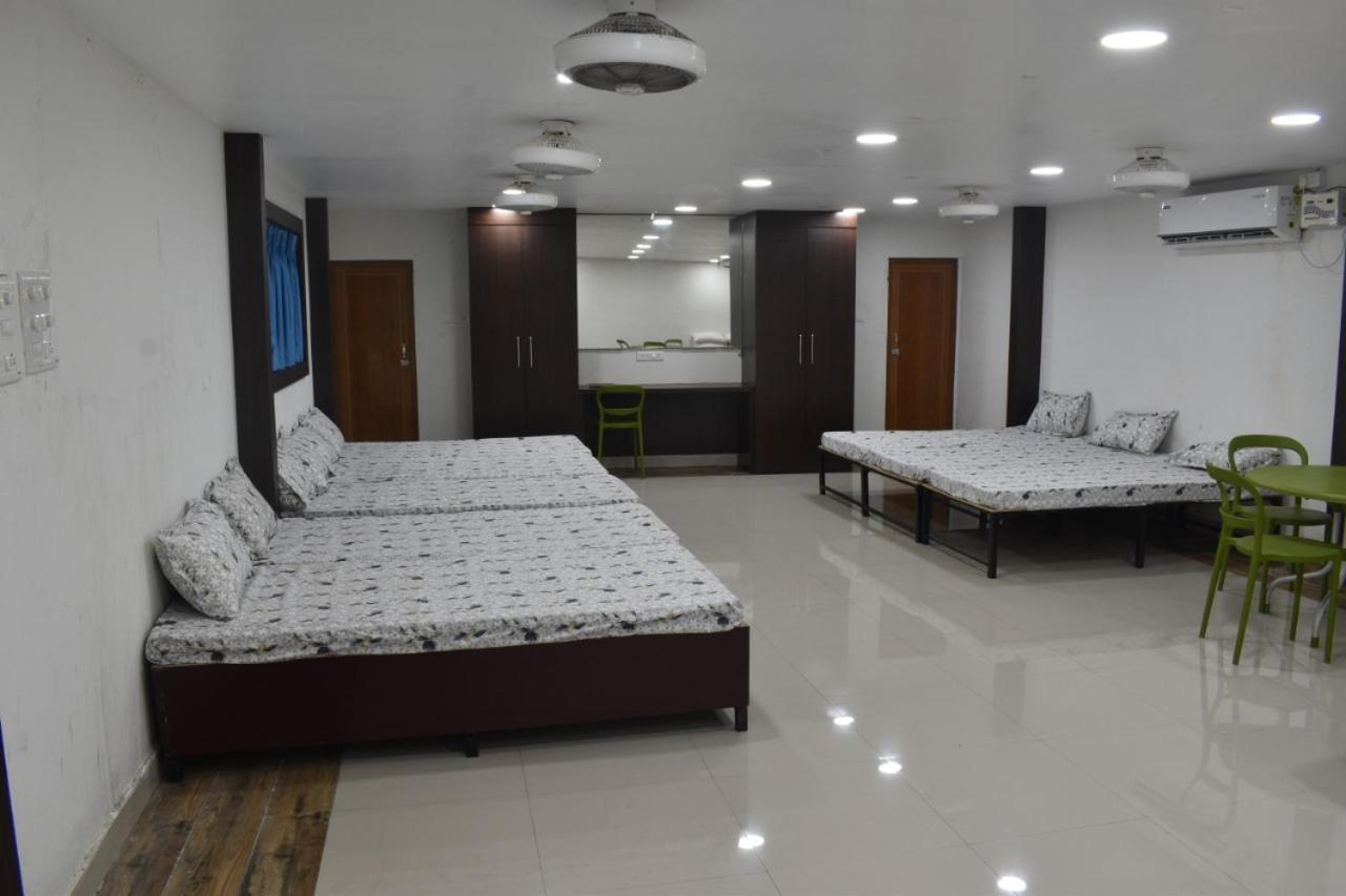 Midwaay Resort Patratu 外观 照片
